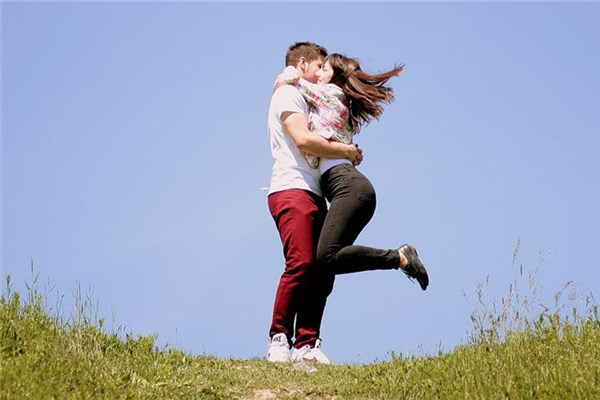 夢到女兒失身會怎麼樣_周公解夢