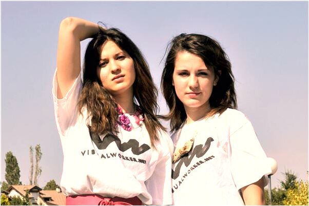 夢到了從肚子裡扒出兩條大魚什麼預兆_周公解夢官網