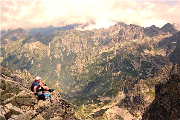 夢到給死去的親人整理面容有什麼徵兆_周公解夢官網