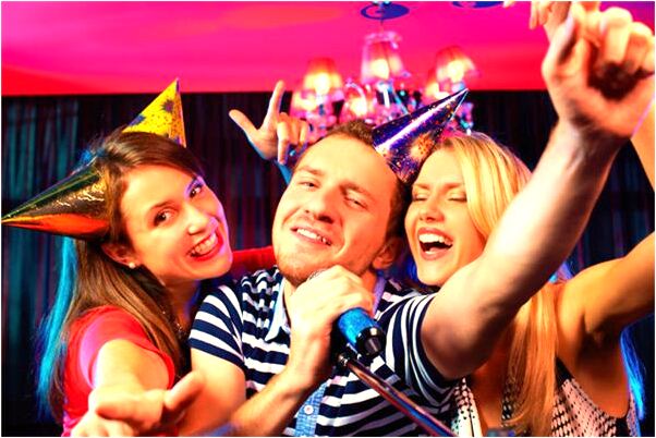 夢見自己照鏡子變禿頭是什麼啟示_周公解夢官網