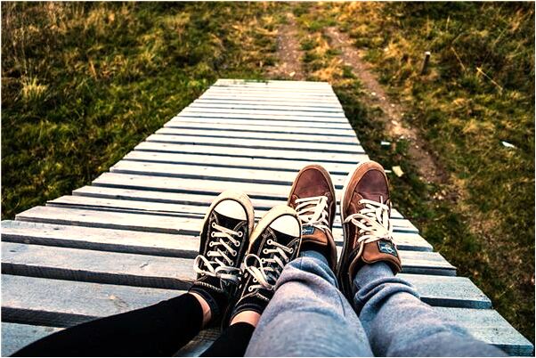 夢見看見領導修理自己的桌子預示著什麼_周公解夢官網