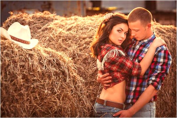 夢到單位開聯歡會同事唱歌有什麼徵兆_周公解夢官網