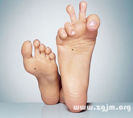 The foot long mole