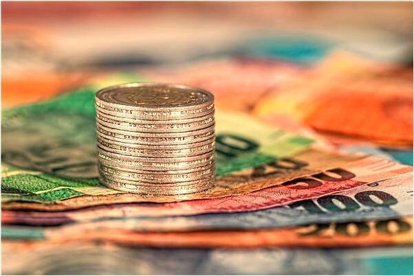 夢到了有人從高出跳下來是咋回事_周公解夢官網