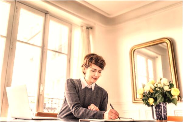 夢到將自家老宅堂屋鑽出水來有什麼徵兆_周公解夢官網