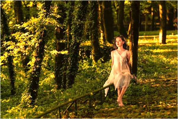 夢見一個已死女人瞪著我啥意思_周公解夢官網