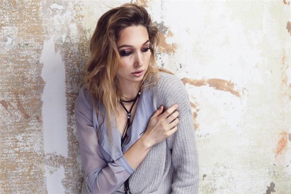 夢到別人哭_周公解夢