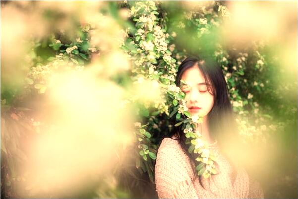 夢到自已不時地在飛翔是咋回事_周公解夢官網