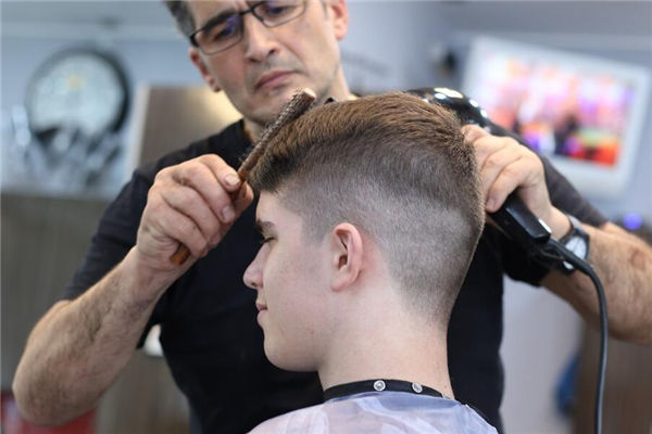 做夢剃頭_周公解夢