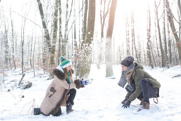 屬馬男人看上你的表現_十二生肖