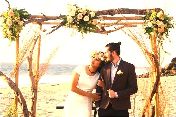 夢見別人戴金鍊子預示著什麼_周公解夢官網