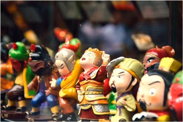 夢見給了一件衣服給朋友有什麼說法_周公解夢官網