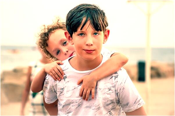 夢到自己戴腳鏈怎么說_周公解夢官網