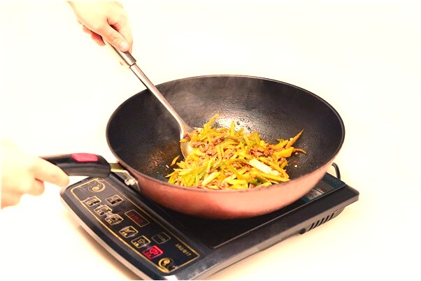 夢見也有的同事比我懶代表著什麼？_周公解夢官網