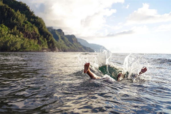 夢見老公淹死是什麼兆頭_周公解夢
