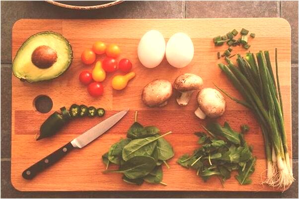 夢到吃黃瓜片意味什麼_周公解夢官網