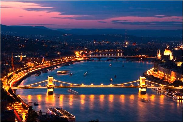 夢見和以前女上司做愛是什麼徵兆_周公解夢官網