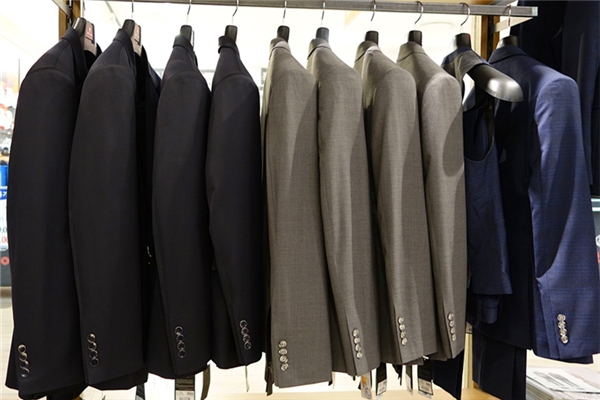 夢到商店看棉夾克是怎么回事_周公解夢