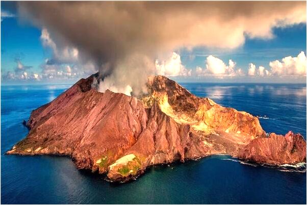 夢到了在水裡把手裡的東西沖走了意味什麼_周公解夢官網