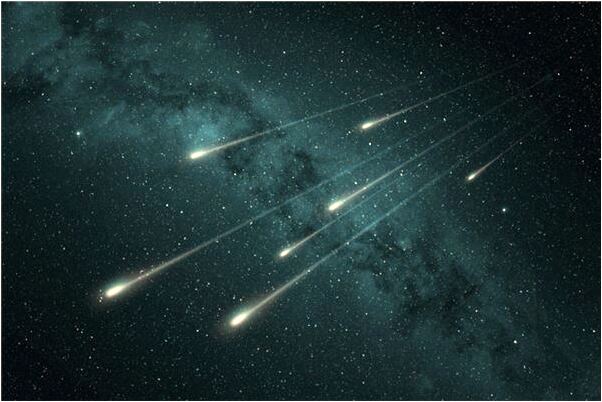 夢見照鏡子看見鬼抓我頭髮怎么回事_周公解夢官網