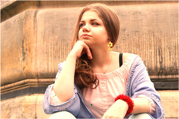 夢到了藍色的蛇後被人打死是好是壞_周公解夢官網