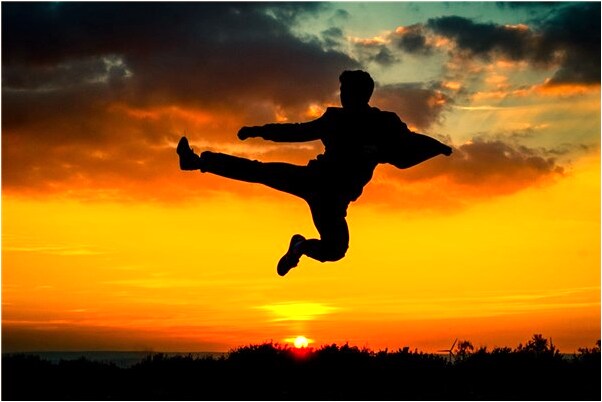 夢到滿褲腿泥濘代表什麼_周公解夢官網