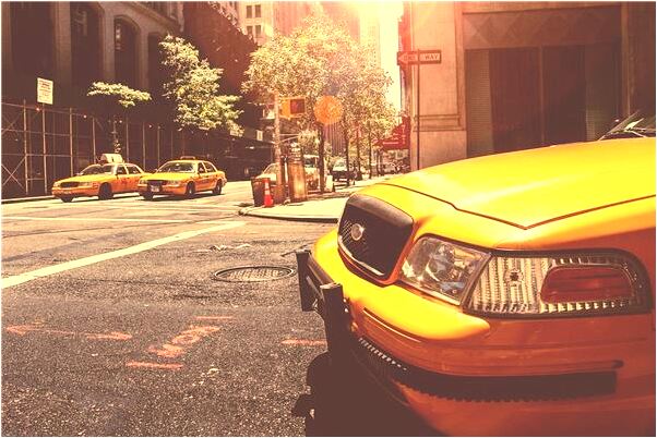 夢見自己摔倒而且沒人扶是什麼意思_周公解夢官網