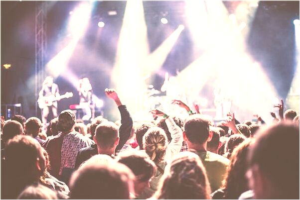 夢到了狗嘴裡吐蛆預示什麼_周公解夢官網