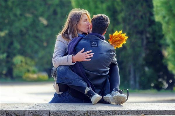 夢到AV有什麼說法_周公解夢