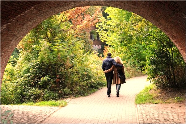 夢到自己和老外交流困難是好事還是壞事_周公解夢官網