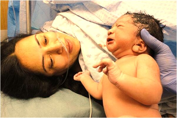 夢到了一隻藍色的鳥受傷被人救起是什麼兆頭_周公解夢官網