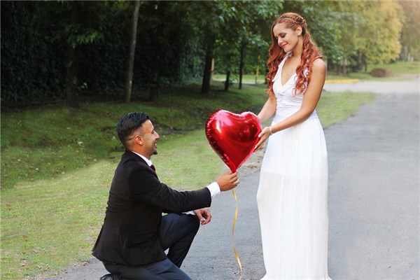 夢見前前任好不好_周公解夢