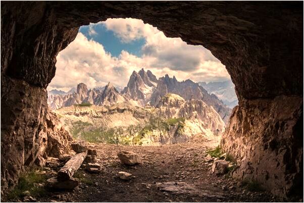 夢見奶奶跌倒意味著什麼_周公解夢官網