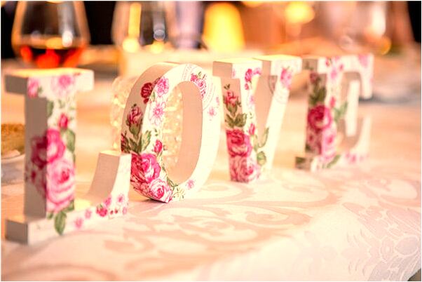 夢到夢有人摸我乳房是什麼徵兆_周公解夢官網