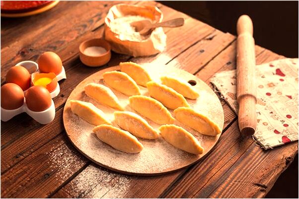 夢見捉了一隻小鳥什麼預兆_周公解夢官網