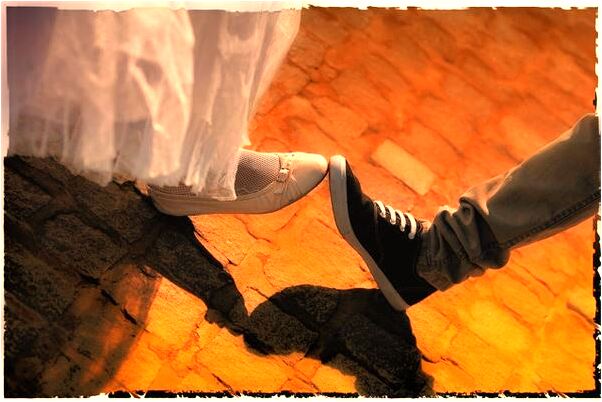 夢見左手鋤頭右手扁擔有什麼意義嗎_周公解夢官網