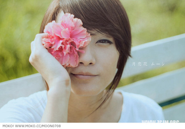 夢見魚從魚缸里跳出來_周公解夢夢到魚從魚缸里跳出來是什麼意思_做夢夢見魚從魚缸里跳出來好不好_周公解夢官網