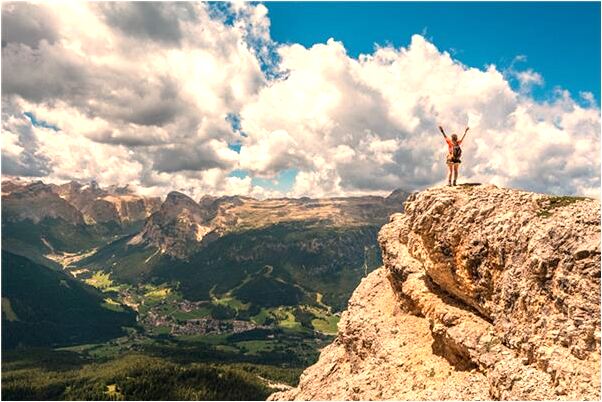 夢見和母親住的地方旁邊是監獄怎么回事_周公解夢官網