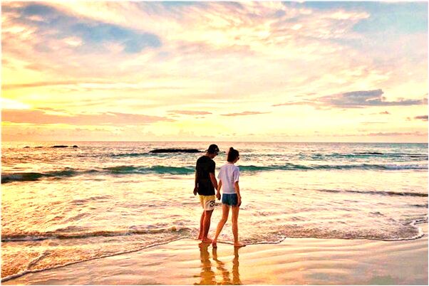 夢見屋前有很深的洞口是什麼意思？_周公解夢官網