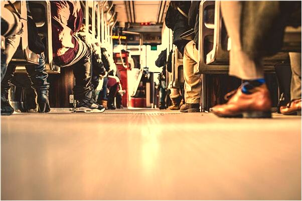 夢到了夢朋友頭髮長長是凶兆還是吉兆_周公解夢官網