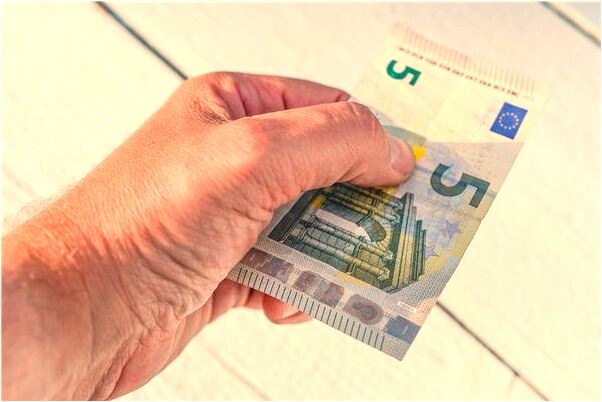 夢到了兩手各多了一個指頭會是什麼預兆_周公解夢官網