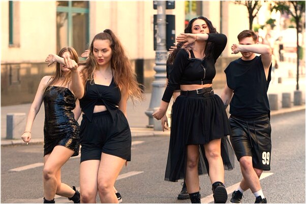 夢到家裡燃氣泄漏是什麼意思？_周公解夢官網