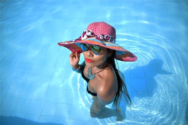 79年屬羊女天上火2020年運勢_十二生肖