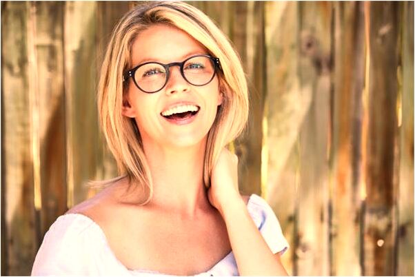 夢見小女孩找我合影預示著什麼_周公解夢官網