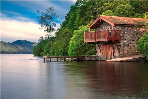 夢見朋友開車壓死兩口子是什麼徵兆_周公解夢官網