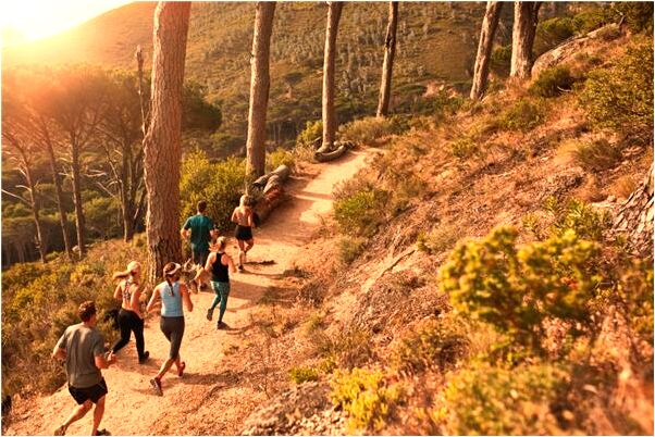 夢到了和已故的老女人親熱是吉兆嗎?_周公解夢官網