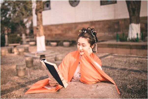 夢到了姑婆給我錢的預兆_周公解夢官網