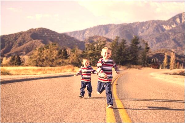 夢到了別人抬棺材出殯哭桑隊什麼寓意_周公解夢官網