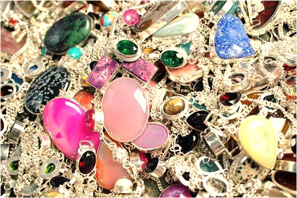 夢見別人唱歌我鼓掌是不是好的徵兆呢_周公解夢官網