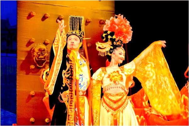 夢見砍碎大蛇頭預示什麼_周公解夢官網